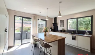 Maison 6 pièce(s)