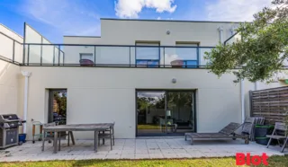 Maison 6 pièce(s)