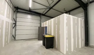  LOCAL ACTIVITÉS ACIGNÉ 160 m²