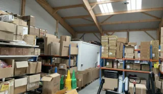  CELLULE ACTIVITES 130 m² SAINT-ARMEL