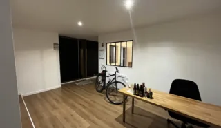  BUREAUX VITRINE NEUFS 150 M² RENNES