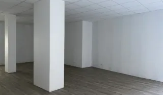  CELLULE DE 93 M² DINAN CENTRE