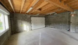  BUREAUX AVEC STOCKAGE 218 m² LANGUIDIC