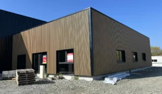  LOCAL D'ACTIVITES GOVEN 220 m²