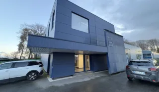  LOCAUX D'ACTIVITES / BUREAUX 340 m² GOUESNOU