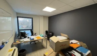  LOCAUX D'ACTIVITES / BUREAUX 340 m² GOUESNOU