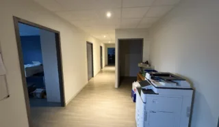  LOCAUX D'ACTIVITES / BUREAUX 340 m² GOUESNOU