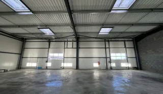  CELLULE D'ACTIVITES MONTAUBAN-DE-BRETAGNE 450 m²