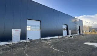  CELLULE D'ACTIVITES MONTAUBAN-DE-BRETAGNE 450 m²