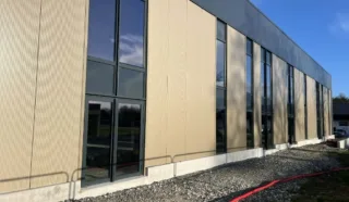  CELLULE D'ACTIVITES MONTAUBAN-DE-BRETAGNE 450 m²