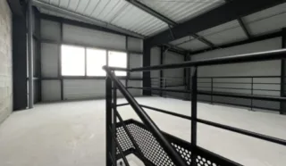  LOCAL D'ACTIVITES PLEUMELEUC 195 m²