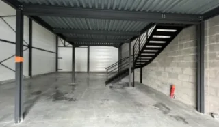  LOCAL D'ACTIVITES PLEUMELEUC 195 m²