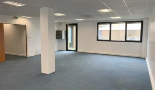  BUREAUX 461 M² NANTES