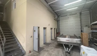  Local d'activités  Treillieres NANTES NORD 350 m² env