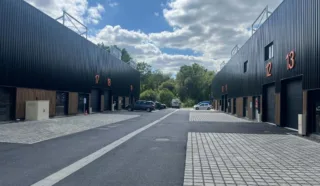  CELLULE D'ACTIVITES GOVEN 120 m²