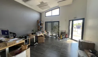  BUREAUX LOCAUX COMMERCIAUX 60 M² LES SORINIERES