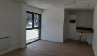  CELLULE D'ACTIVITES GOVEN 260 m²