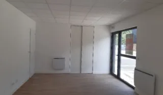  CELLULE D'ACTIVITES GOVEN 260 m²