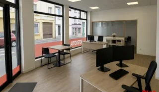  BUREAUX / LOCAUX COMMERCIAUX 73 m² BREST