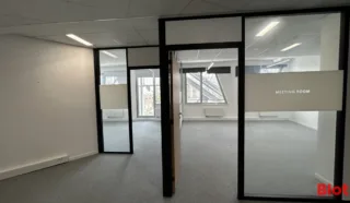  BUREAUX 295 m² RENNES