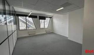  BUREAUX 295 m² RENNES