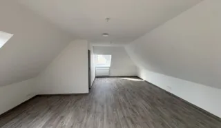  BUREAUX 125 m² CLEDER