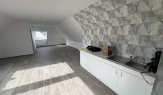  BUREAUX 125 m² CLEDER