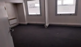  LOCAUX D'ACTIVITES  2 333 m² QUIMPER