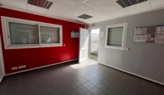  LOCAL D'ACTIVITES VERN-SUR-SEICHE 452 m²