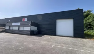  LOCAL D'ACTIVITES VERN-SUR-SEICHE 452 m²