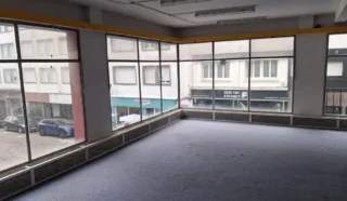  LOCAL COMMERCIAL 75 m² LORIENT