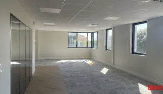 BUREAUX LOCAUX COMMERCIAUX 232 M² GUERANDE