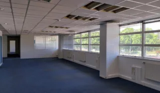  BUREAUX 2 665 m² RENNES