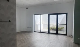  CELLULE DE 93 M² DINAN CENTRE
