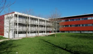  BUREAUX 353 m² SAINT-HERBLAIN