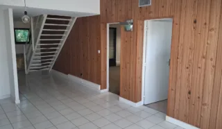  BUREAUX 137 m² LARMOR PLAGE