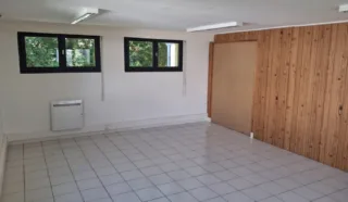  BUREAUX 137 m² LARMOR PLAGE