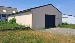  LOCAL D'ACTIVITÉS 138 m² QUÉVEN