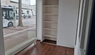  LOCAL COMMERCIAL 140 m² LORIENT