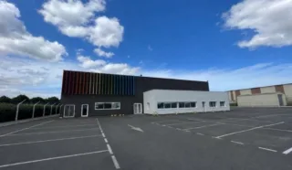  LOCAL D'ACTIVITES 1 500 M² PLELO