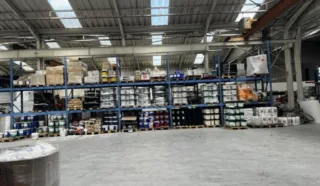  LOCAL D'ACTIVITES 1 500 M² PLELO