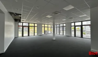  BUREAUX neufs 143 m² PACÉ