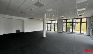  BUREAUX neufs 143 m² PACÉ