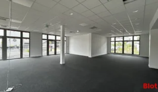  BUREAUX neufs 143 m² PACÉ