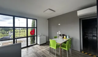  LOCAUX COMMERCIAUX 122 M² VERTOU