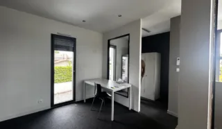  LOCAUX COMMERCIAUX 122 M² VERTOU