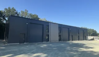  LOCAUX D'ACTIVITÉS 250 M² PONTCHATEAU