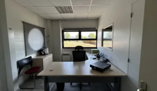  BUREAUX 166 M² BOUGUENAIS