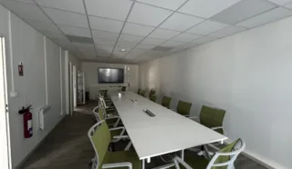  BUREAUX 166 M² BOUGUENAIS