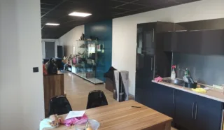  LOCAL D'ACTIVITES 1 560 M² YFFINIAC